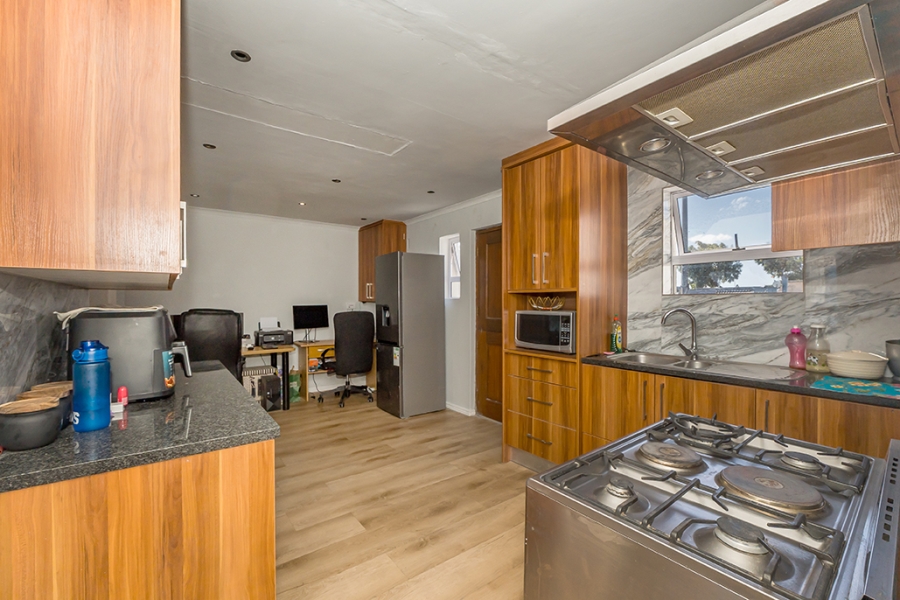 3 Bedroom Property for Sale in Westridge Western Cape